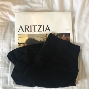Aritzia biker shorts *comes with packaging*